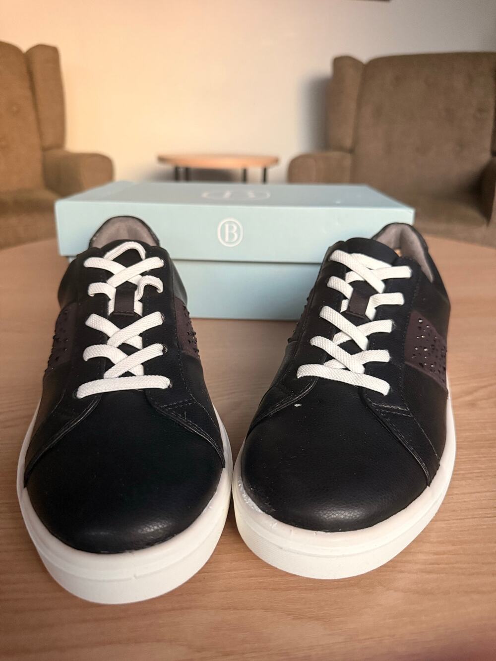BZEES by LifeStride Black Sparkle Sneakers Women’s Size 11 Wide NWT